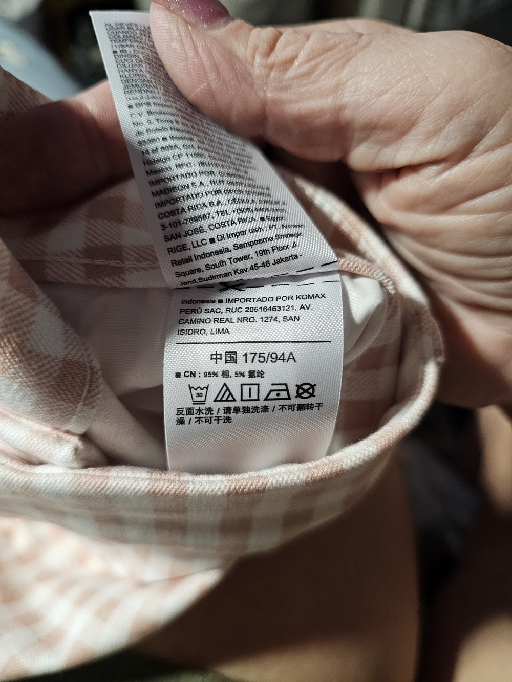 Old Navy Pink Gingham Women’s Pixie Pant - Picture 6 of 9